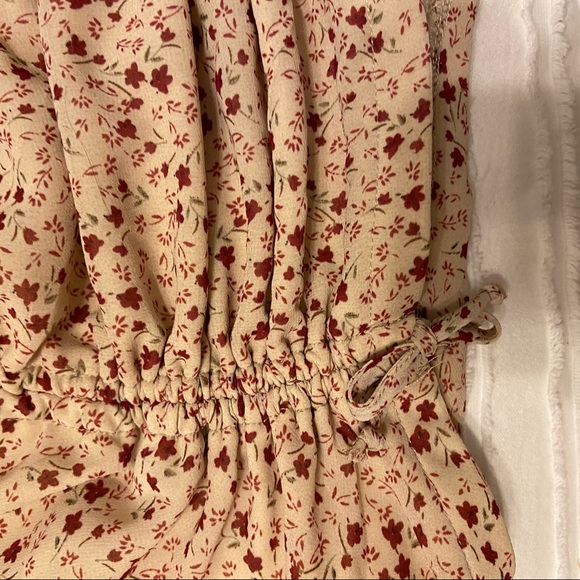 NWT New small papaya mini dress and cream color with floral rose pattern - Picture 2 of 7